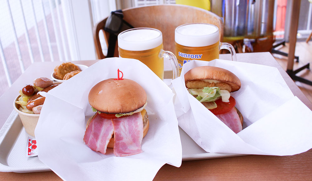 エバーカフェの佐世保バーガー